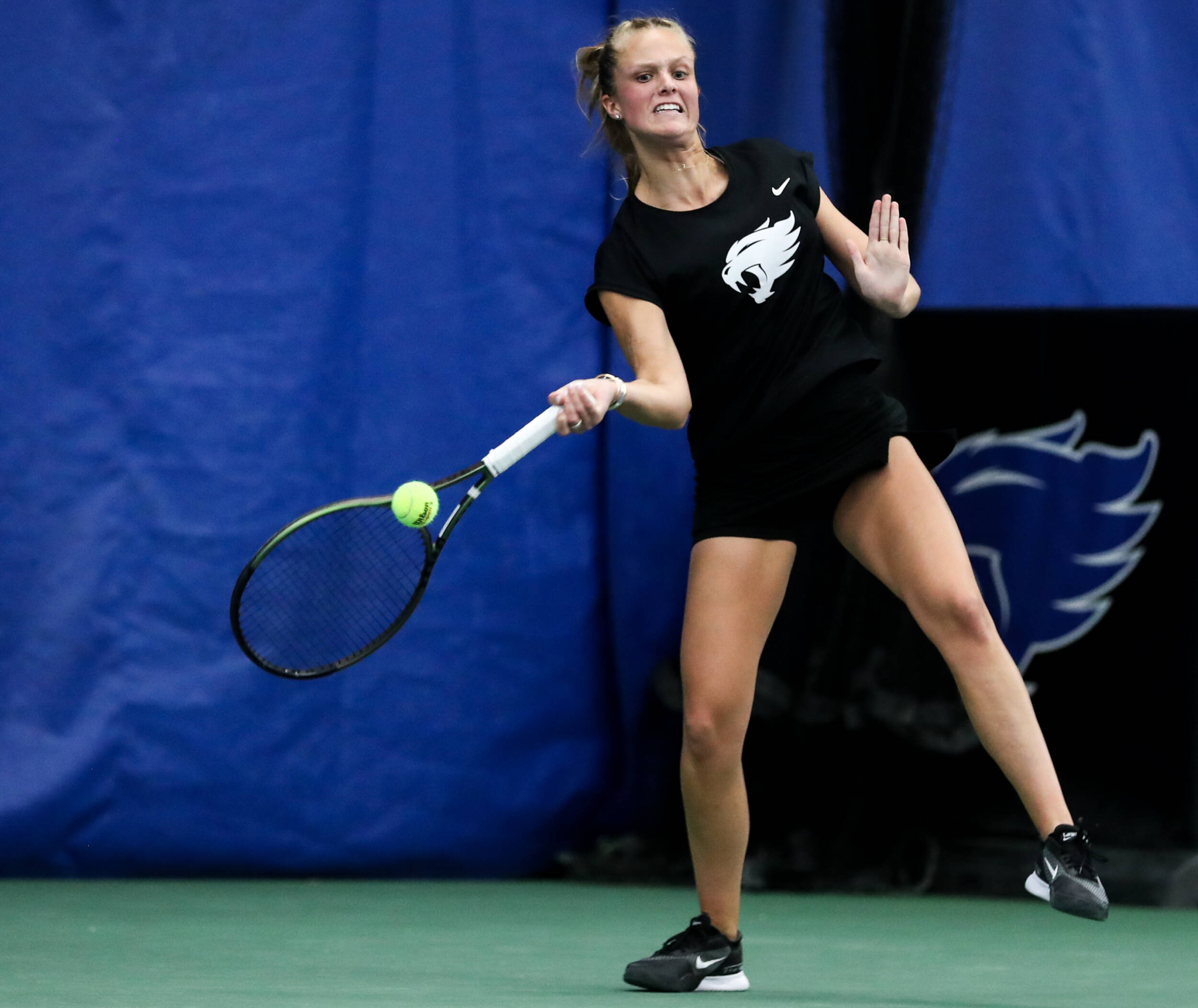 Wildcats Fall to Hawkeyes in Road Match