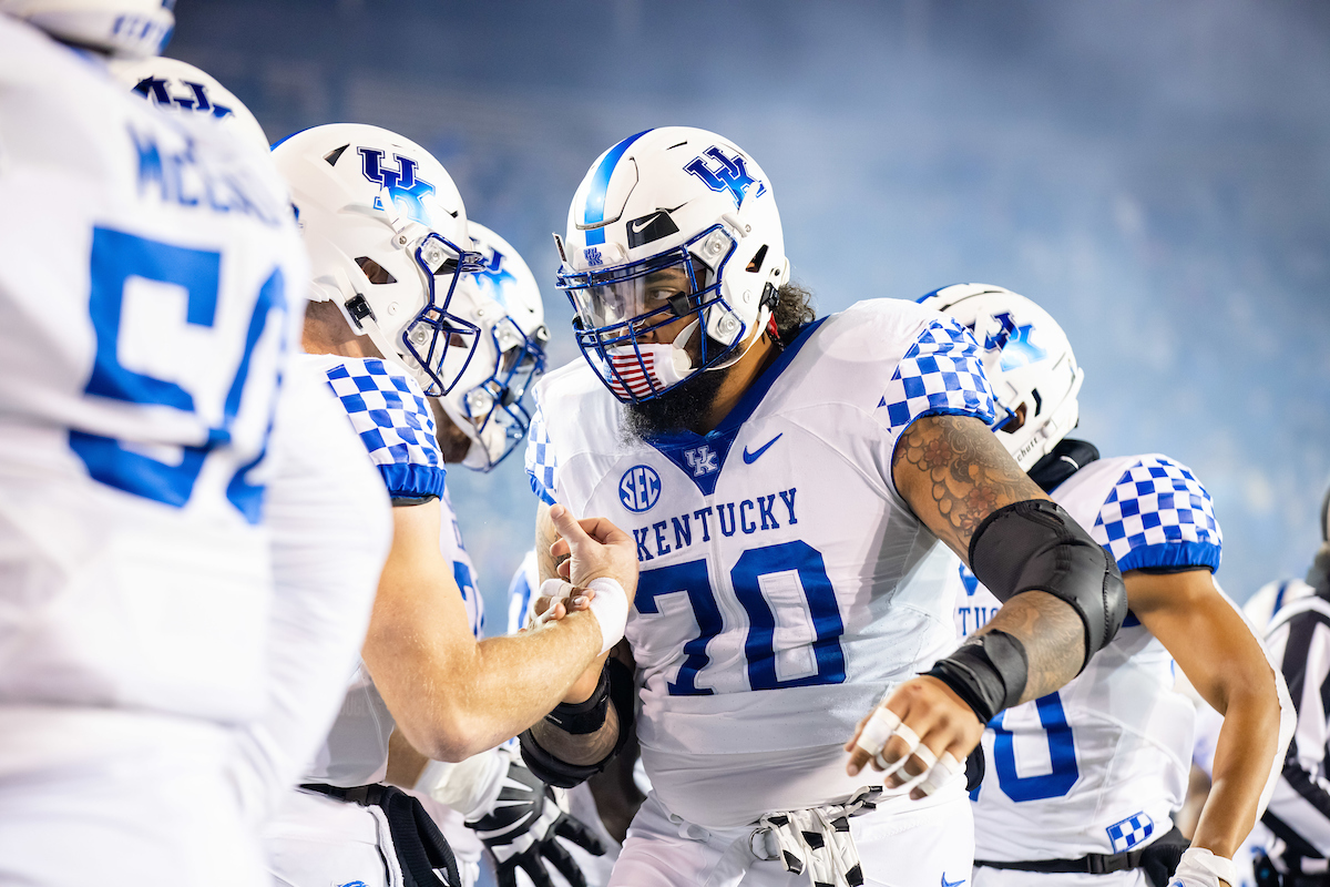 Darian Kinnard

Kentucky beats Vandy, 34-17.

Photo by Jacob Noger | UK Athletics