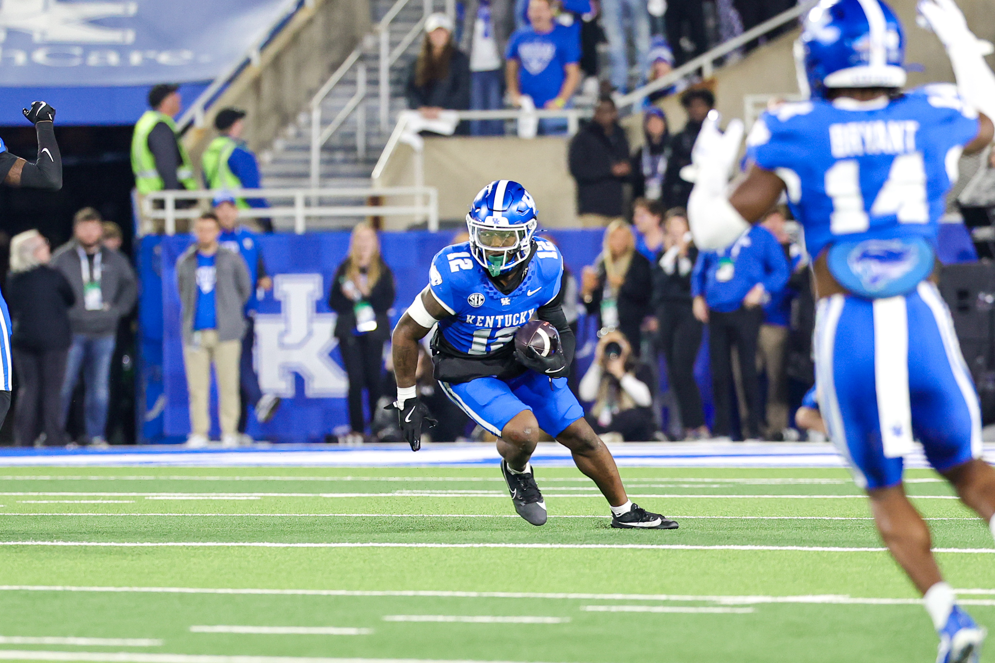 Ground Game, Defense Lead Cats Past Gators