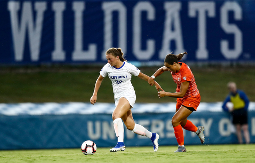 JORDYN RHODES.

WSOC vs BGSU.

Photo by Elliott Hess | UK Athletics