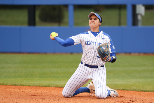 ALEX MARTENS.

The University of Kentucky softball team falls to Alabama 9-3 Sunday, April 1, 2018, at John Cropp Stadium in Lexington, KY.

Photo by Elliott Hess | UK Athletics