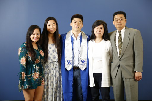 Cats Graduation Ceremony. 5-4-18.

Photo by Chet White | UK Athletics