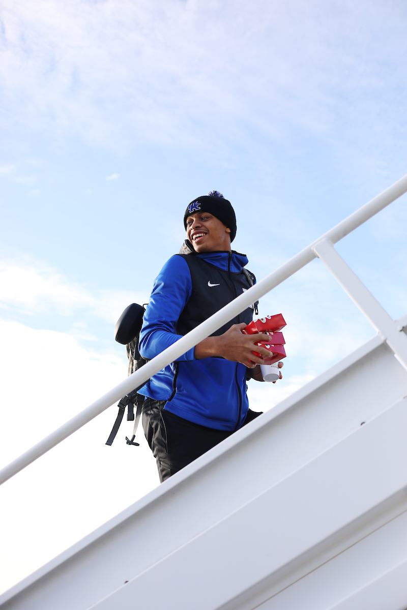 Practice.

Photo by Quinn Foster | UK Athletics