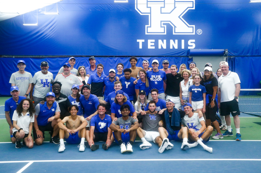 Team and Staff.

Kentucky defeats Wake Forest 4-2 in NCAA Tournament Sweet Sixteen.

Photo by Grace Bradley | UK Athletics