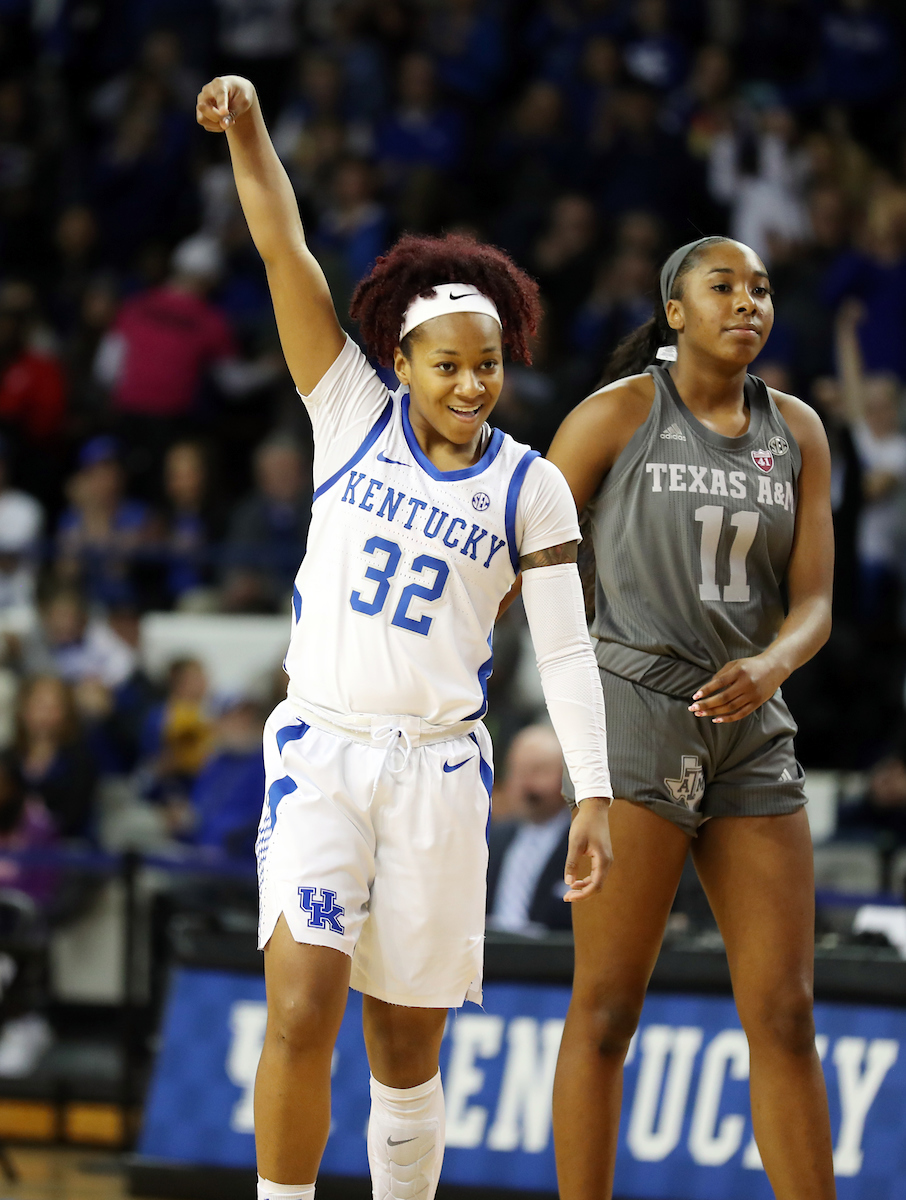 Jaida Roper

The UK women's basketball team falls to Texas A&M on Thursday, November 28, 2019.

Photo by Britney Howard | UK Athletics