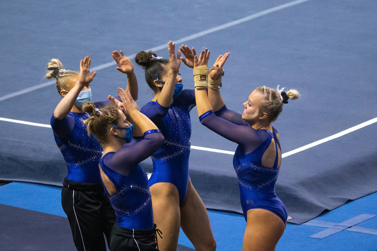 Team.

Kentucky falls to Alabama 196.775 - 196.350.

Photo by Grace Bradley | UK Athletics