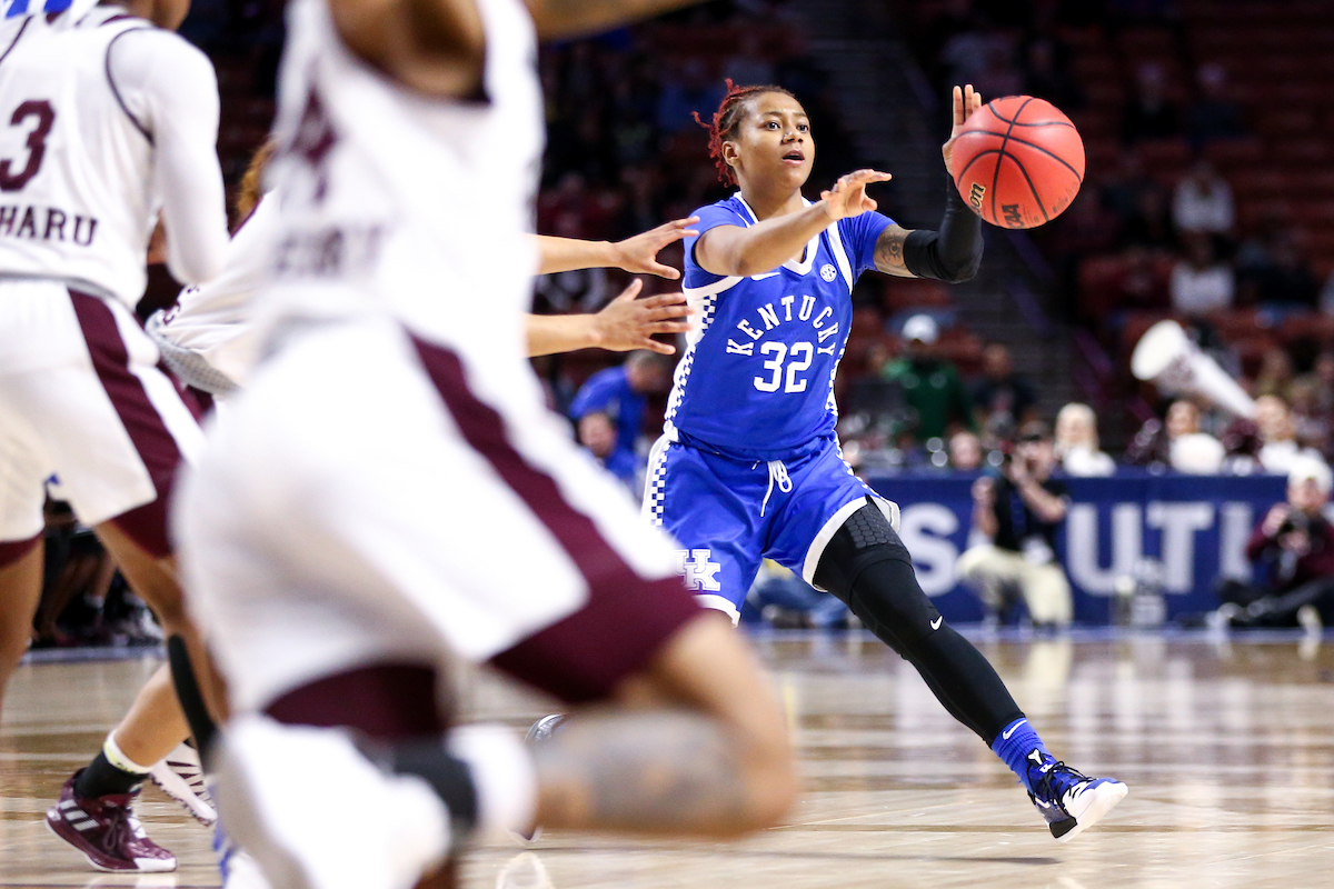 Jaida Roper. 

Kentucky falls to Mississippi State 77-59.

Photo by Eddie Justice | UK Athletics