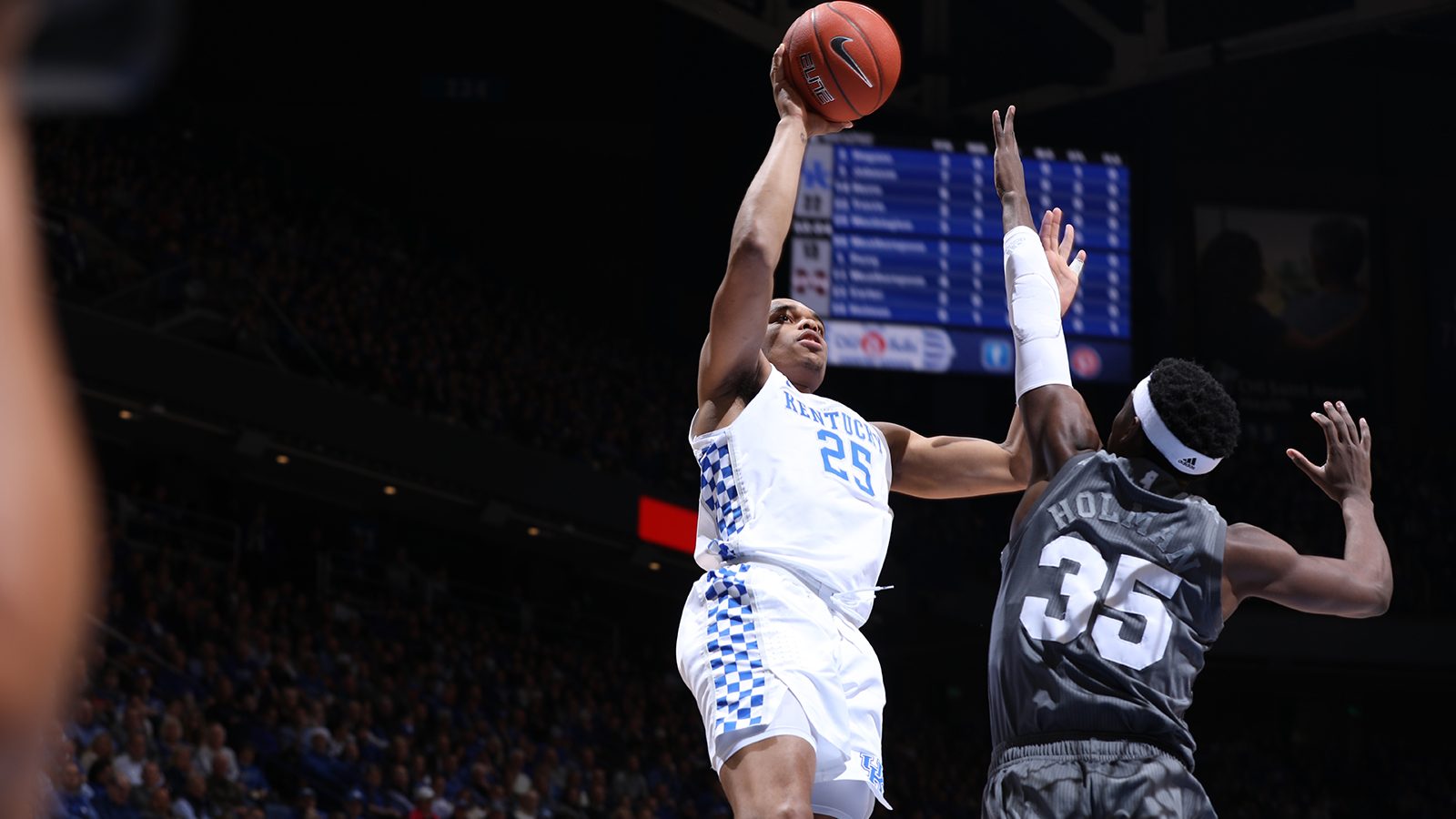 No. 8 Cats Roll Past No. 22 Bulldogs