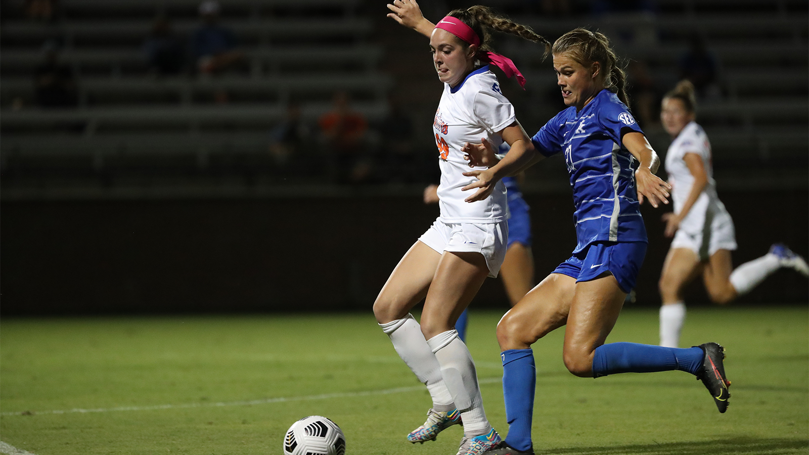 Kentucky Suffers 1-0 Setback at Florida on Thursday