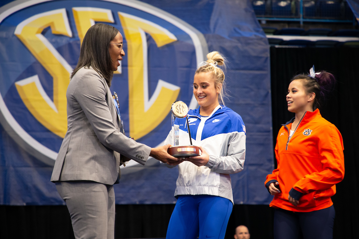 Alex Hyland.


Gymnastics scores 196.225 at SEC Championship.

 
Photo by Elliott Hess | UK Athletics