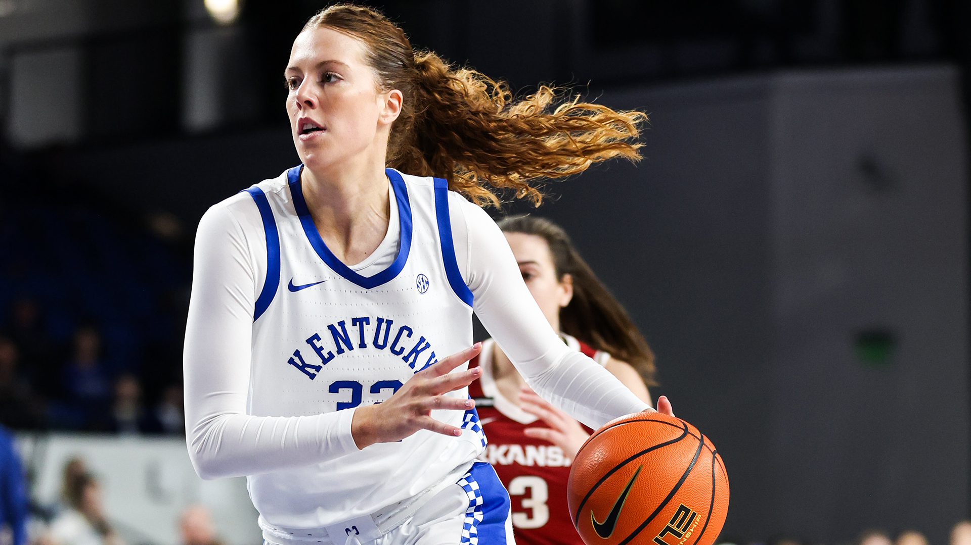 No. 11 Kentucky Rolls Past Arkansas on Sunday