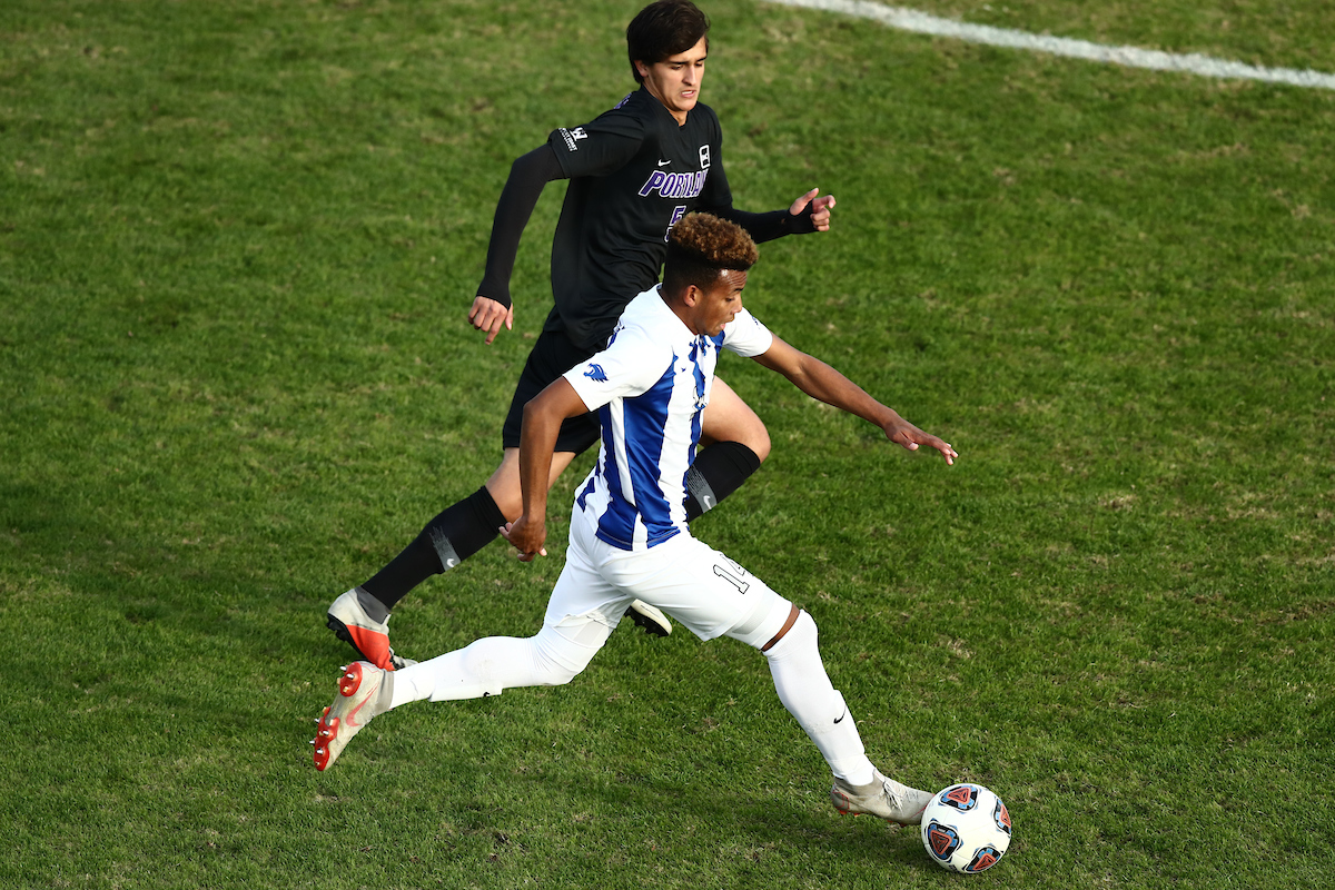 DANIEL EVANS.

Men's soccer beats Portland, 4-0.


Photo by Elliott Hess | UK Athletics