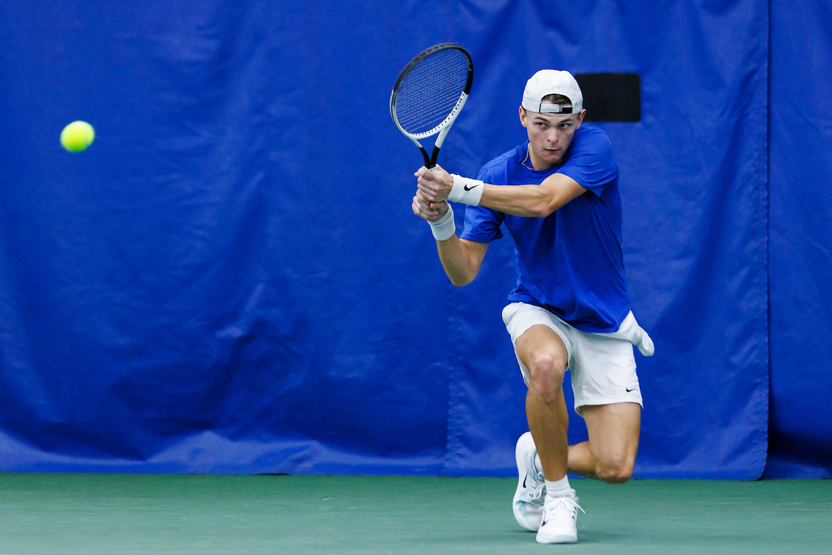 Eli Stephenson, Mikael Arseneault Sweep SEC Weekly Awards