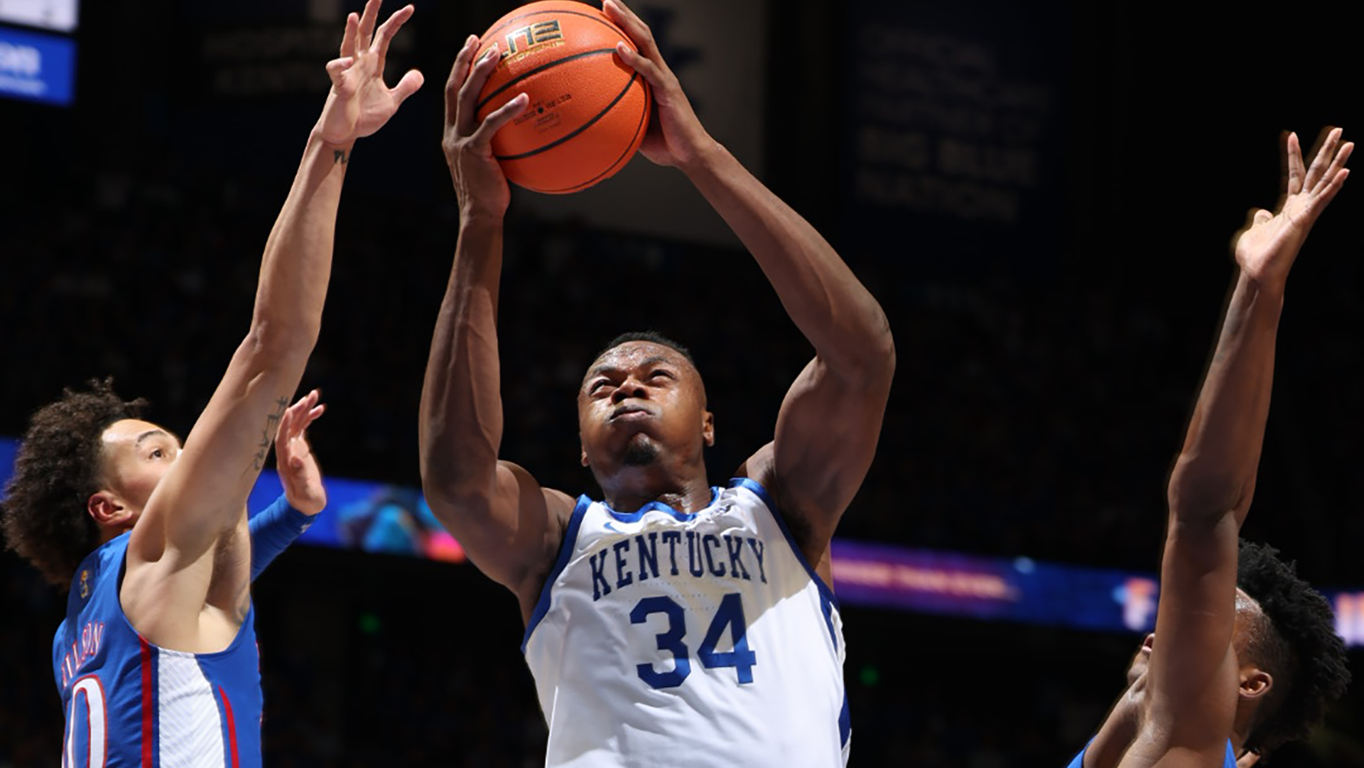 Kentucky Falls to No. 9 Kansas on Saturday