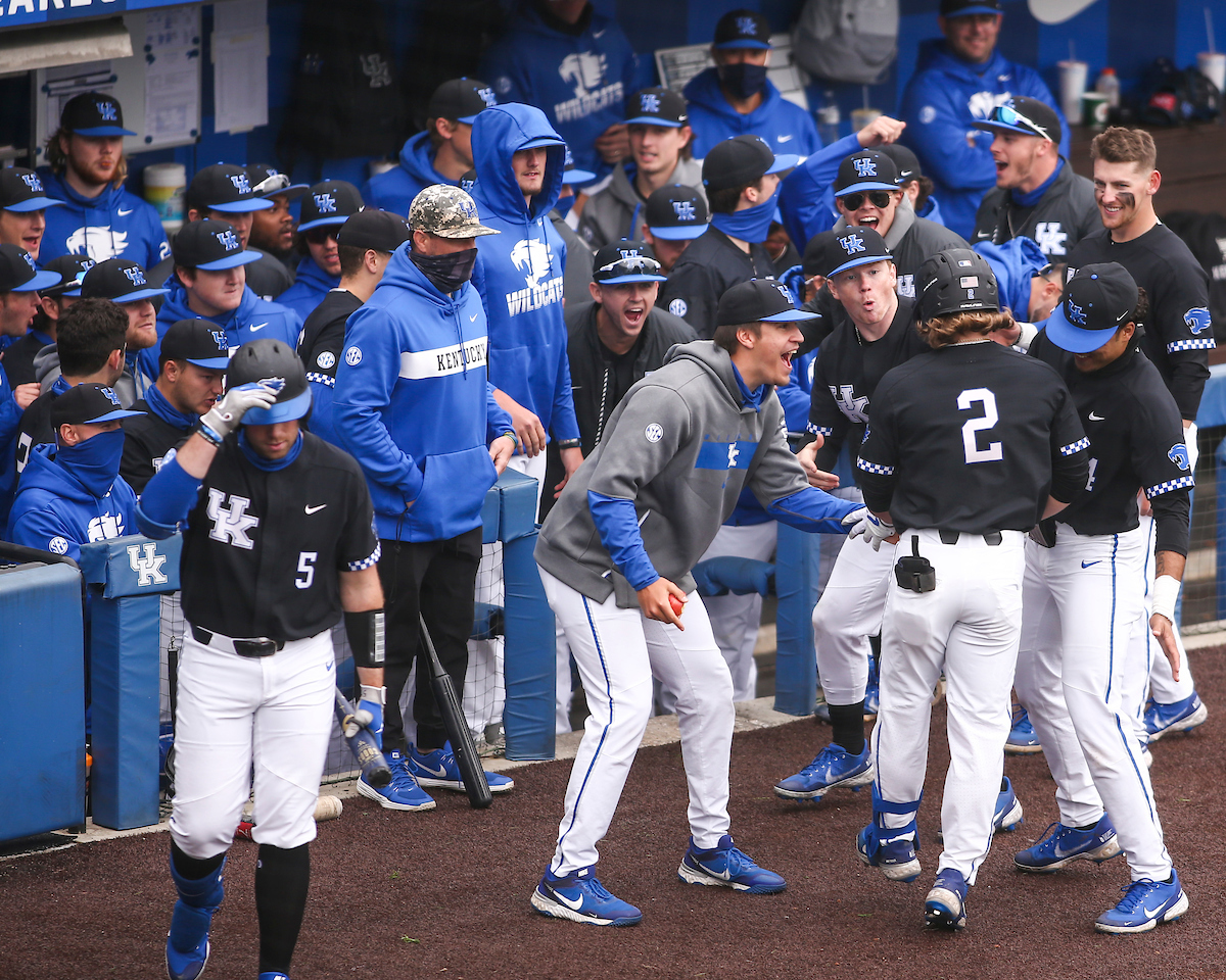 Team.

Kentucky beats LSU, 13-4.

Photo by Grace Bradley | UK Athletics