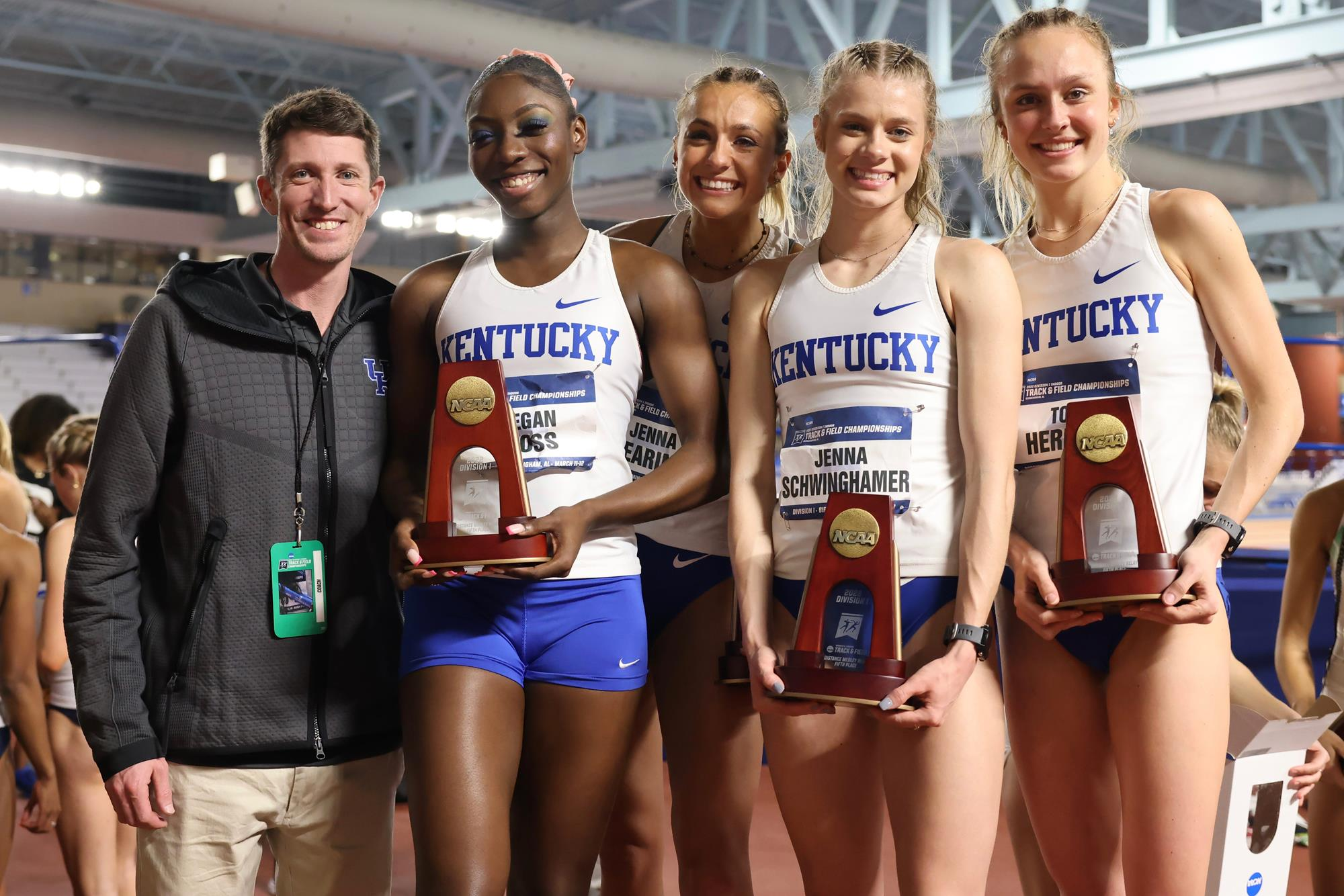 Women’s DMR Places Fifth Night One at NCAA Indoors