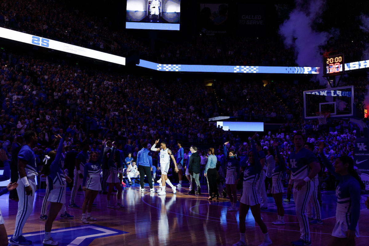 PJ Washington.


Kentucky beats Auburn, 80 - 53.

Photo by Elliott Hess | UK Athletics