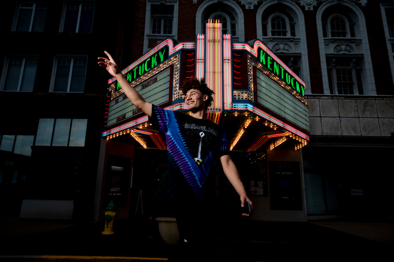 Devin Askew.

UK menâ??s basketball photo shoot at the Kentucky Theater.

Photo by Chet White | UK Athletics