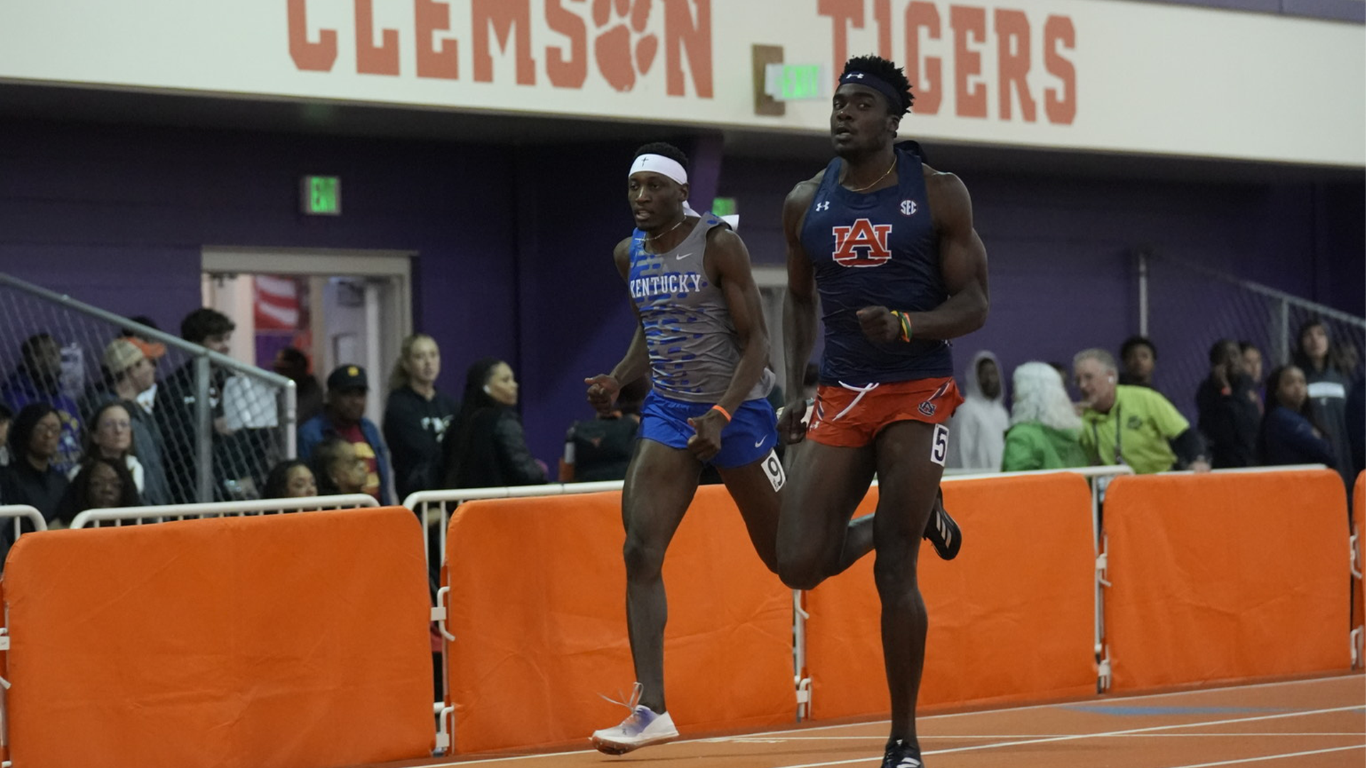 Makarawu Breaks UK All-Time Record in 200m on Final Day of Tiger Paw Invite