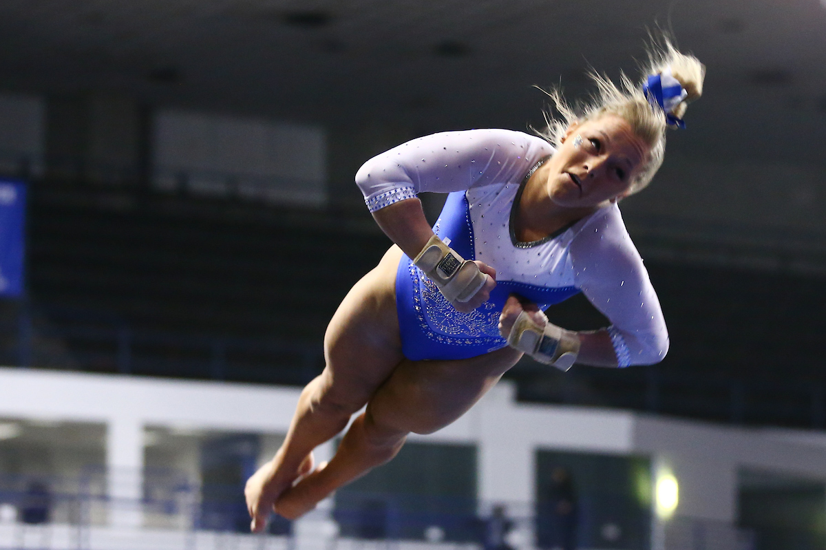 MOLLIE KORTH.


Kentucky beats Alabama, 197.200 - 196.800.

Photo by Elliott Hess | UK Athletics