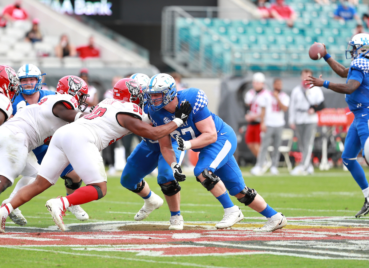 Landon Young

Kentucky beats NC State 23-21

Photo by Jacob Noger | UK Football