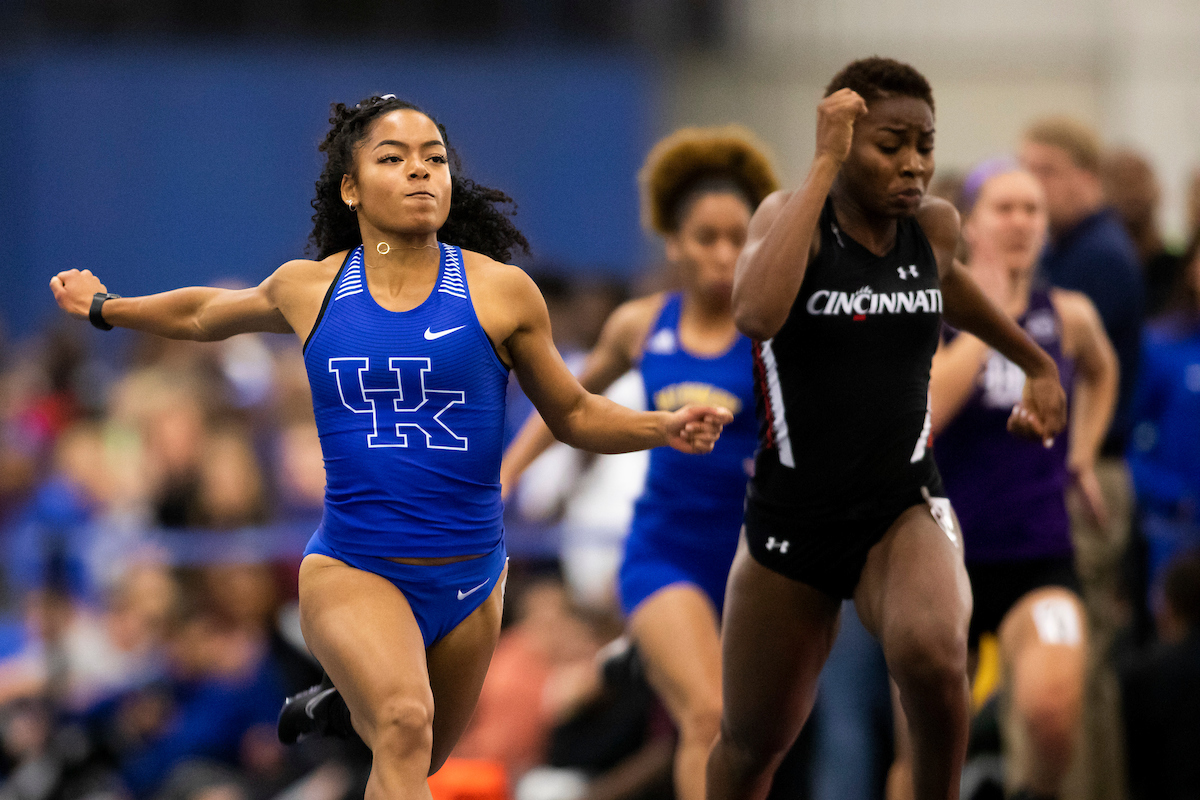 Aliya Wilson.

Jingle Bells Open.


Photo by Chet White | UK Athletics