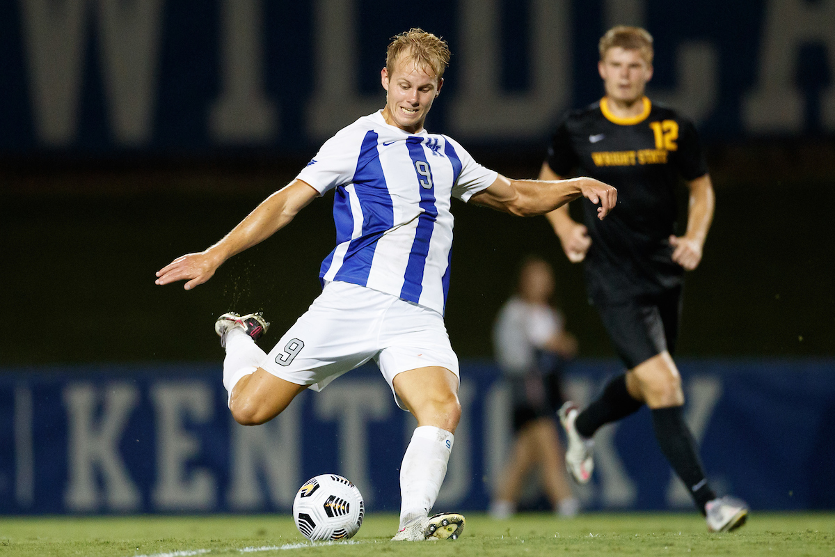 EYTHOR BJORGOLFSSON.

UK best Wright St 3-0.

Photo by Elliott Hess | UK Athletics