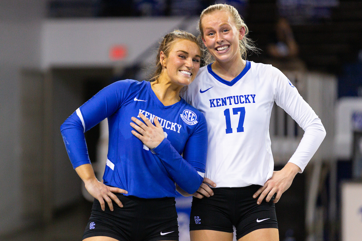 Gabby Curry. Alli Stumler.

Kentucky sweeps Alabama 3 - 0

Photo by Grant Lee | UK Athletics