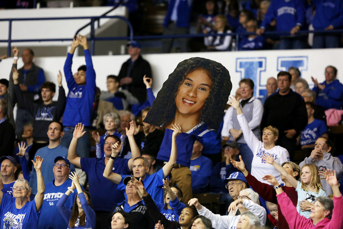 Lashae Halsel, Fans
The UK Women's Basketball team beat LSU on Senior Day on Sunday, February 24, 2019.

Photo by Britney Howard | UK Athletics