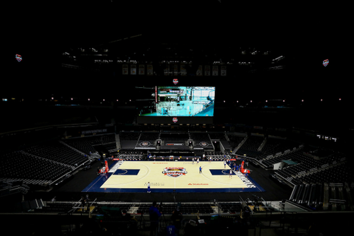 Bankers Life Fieldhouse.

Champions Classic shoot around.

Photo by Chet White | UK Athletics