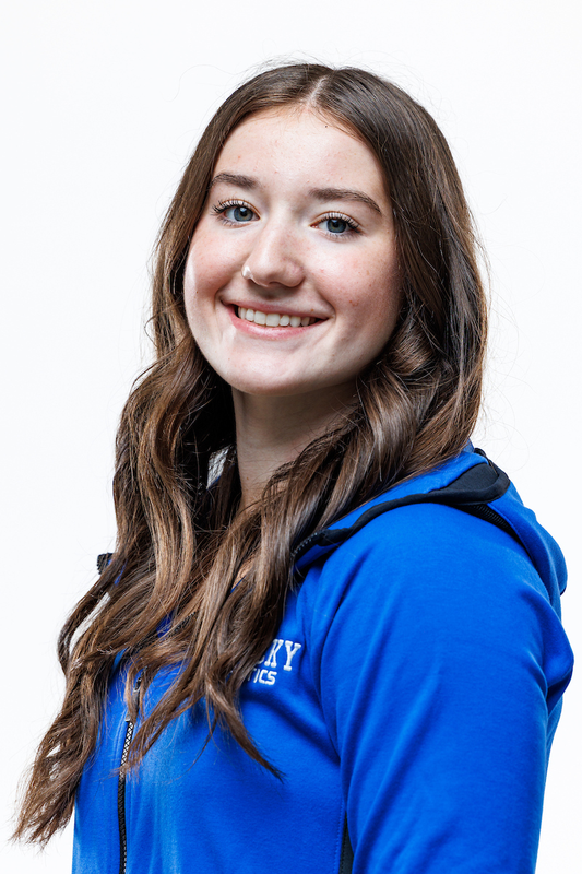 Lily Thaxton