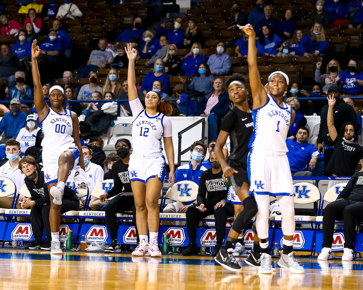Olivia Owens. Treasure Hunt. Robyn Benton.

Kentucky beats Vanderbilt 69-65.

Photo by Eddie Justice | UK Athletics