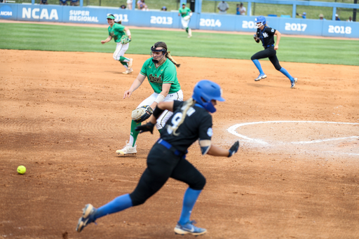 Lauren Johnson

UK beat Notre Dame 4-0.

Photo by Chet White | UK Athletics