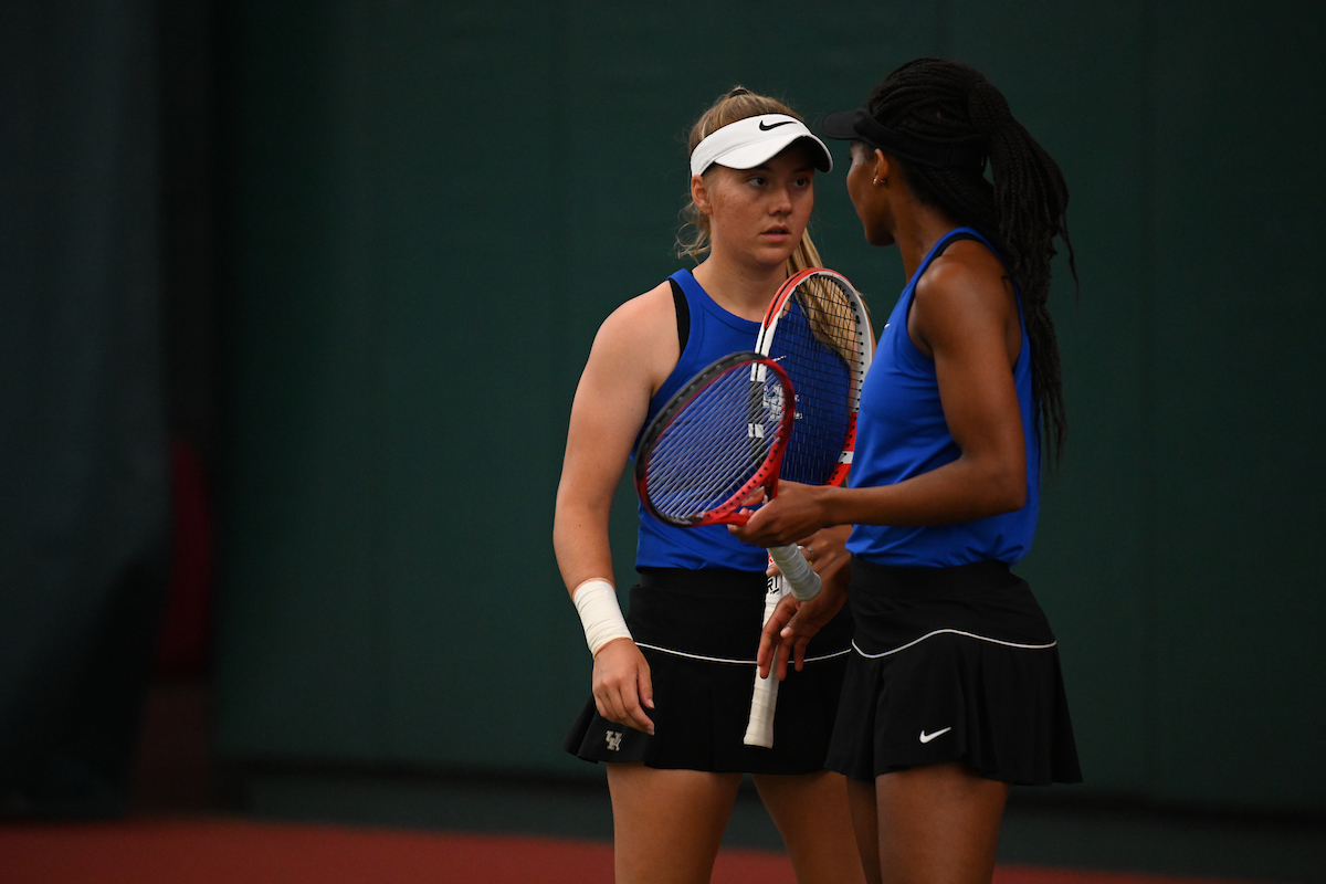 4/21/21 WTE 2021 SEC Women's Tennis Championship AMB0

Photo by Austin Bigoney
