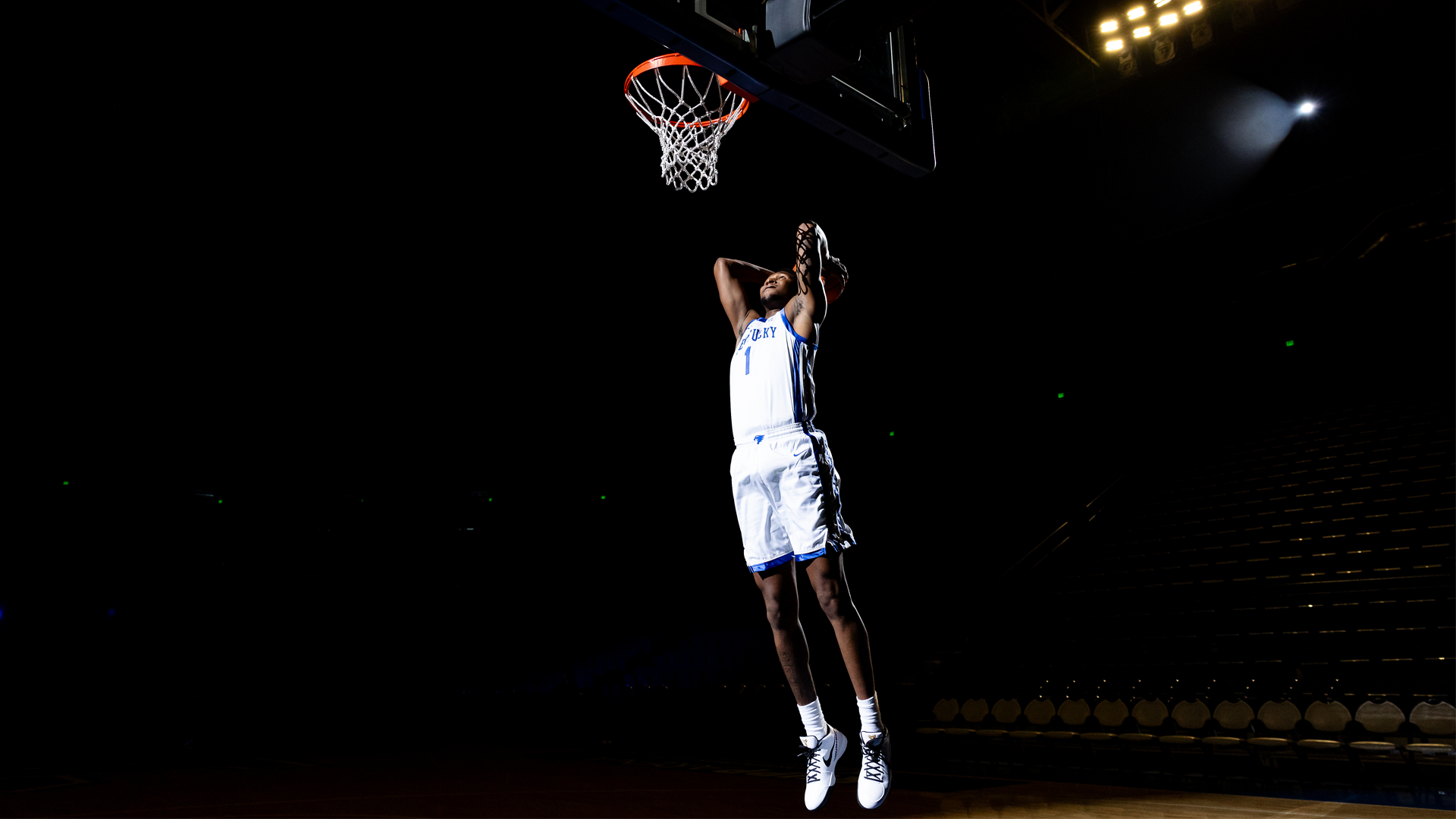 Justin Edwards Named to Julius Erving Award Watch List