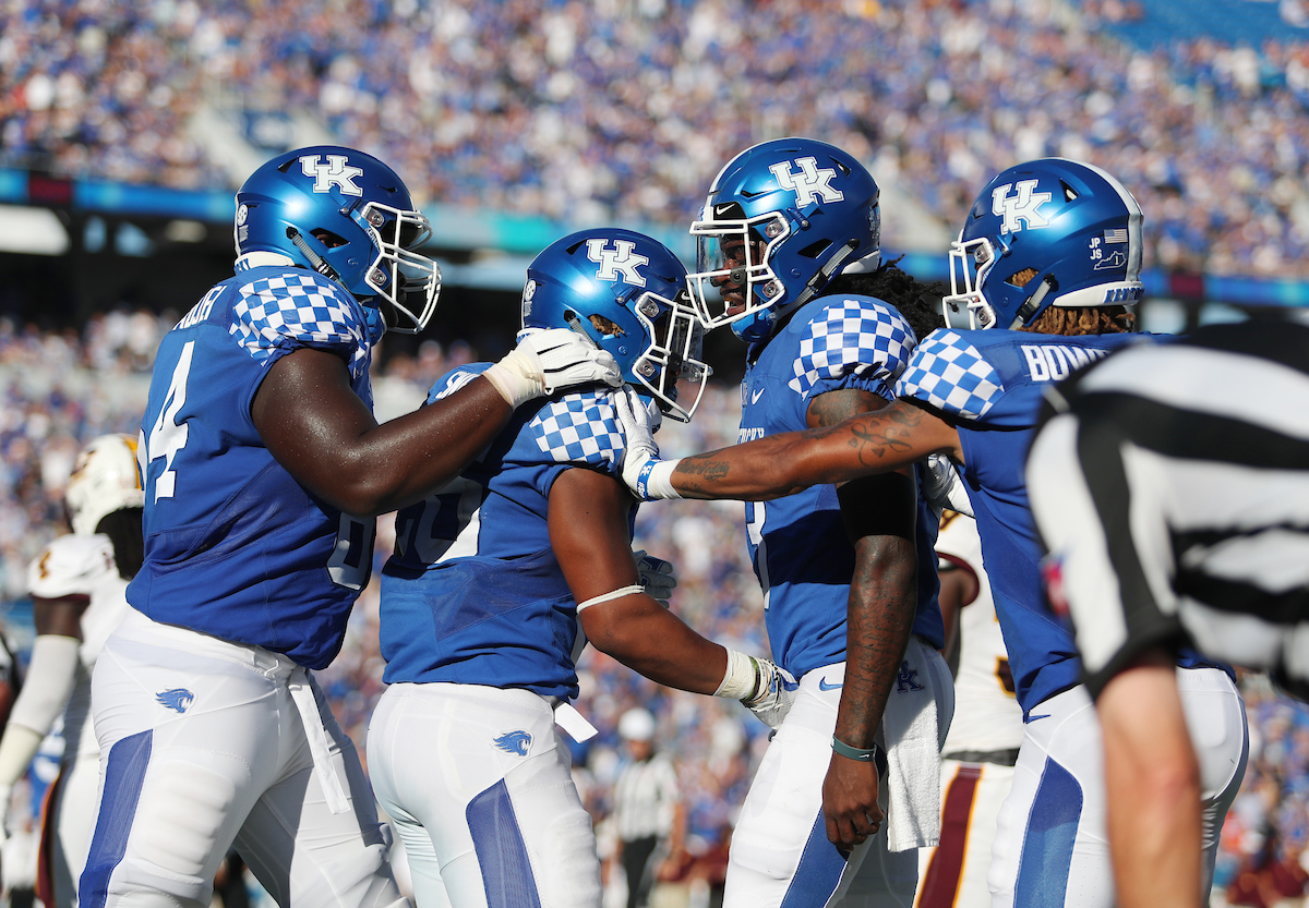 George Asafo-Adjei, Benny Snell, Terry Wilson


Kentucky Football beats Central Michigan 35-20.

Photo by Britney Howard | UK Athletics