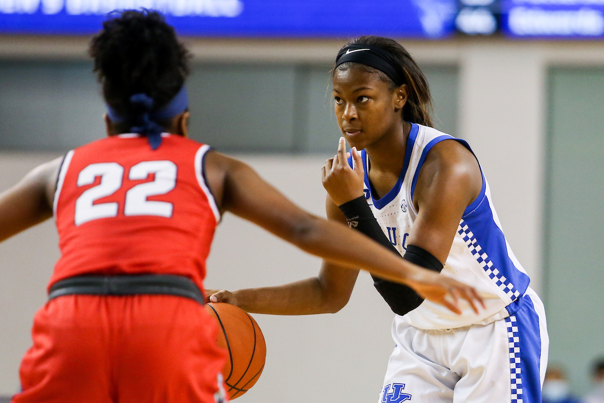 Robyn Benton.

Kentucky beats Samford 88-54.

Photo by Hannah Phillips | UK Athletics