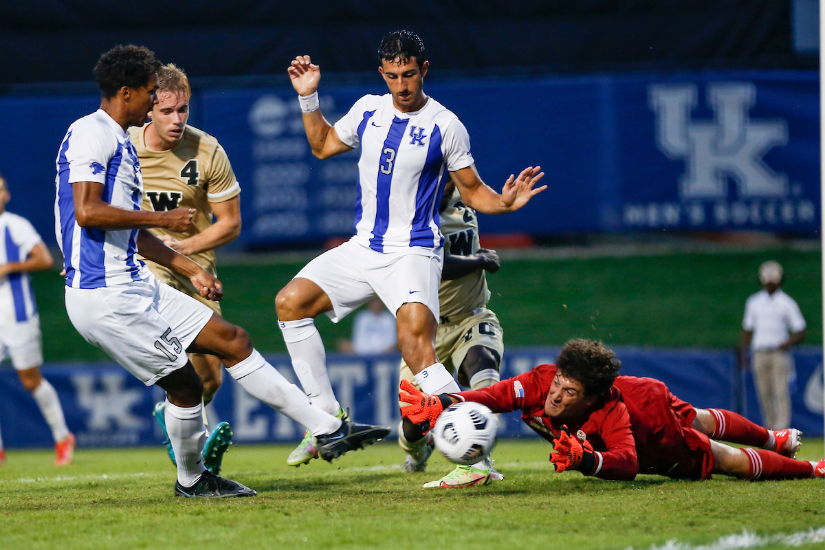 Brock Lindow, Lucca Rodrigues.

Kentucky defeats Western Michigan 1-0.

Photo by Grace Bradley | UK Athletics