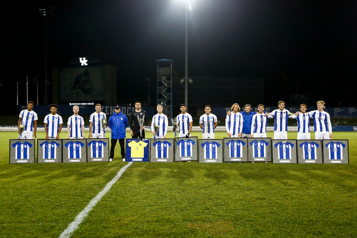 Seniors.

Kentucky MSOC Recognizes 14 Seniors.

Photo by Grace Bradley | UK Athletics