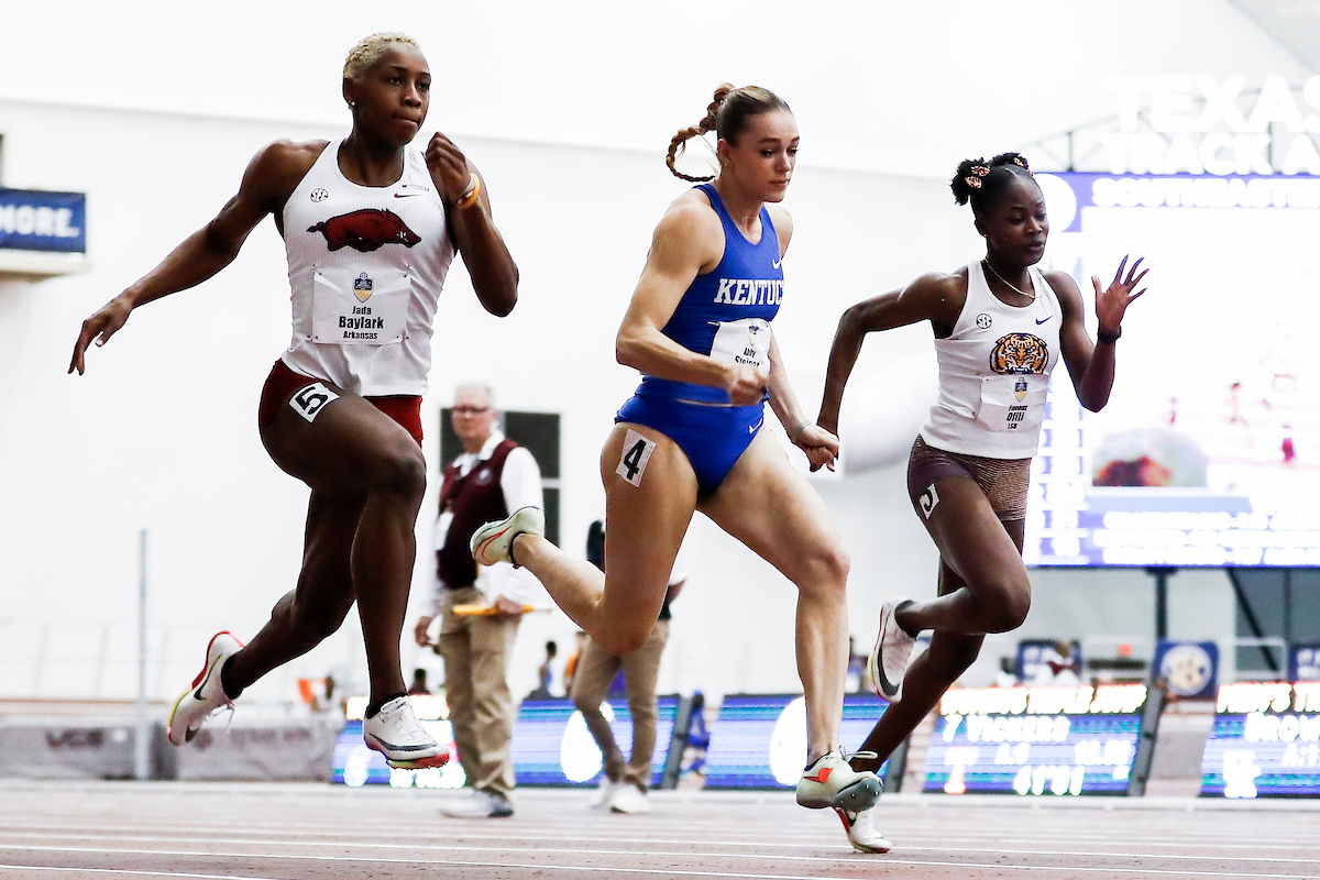 Abby Steiner.

Day 2. SEC Indoor Championships.

Photos by Chet White | UK Athletics