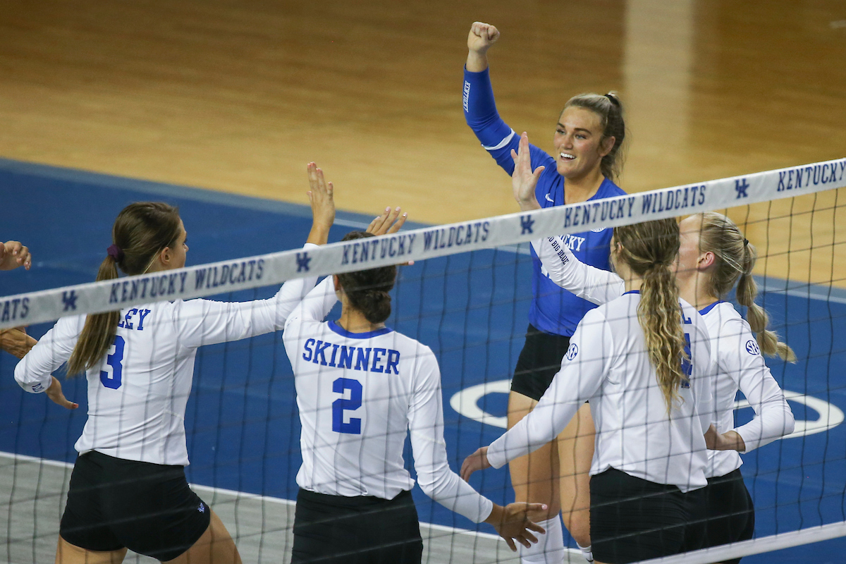 Gabby Curry.

Kentucky sweeps Alabama 3-0.

Photo by Grace Bradley | UK Athletics