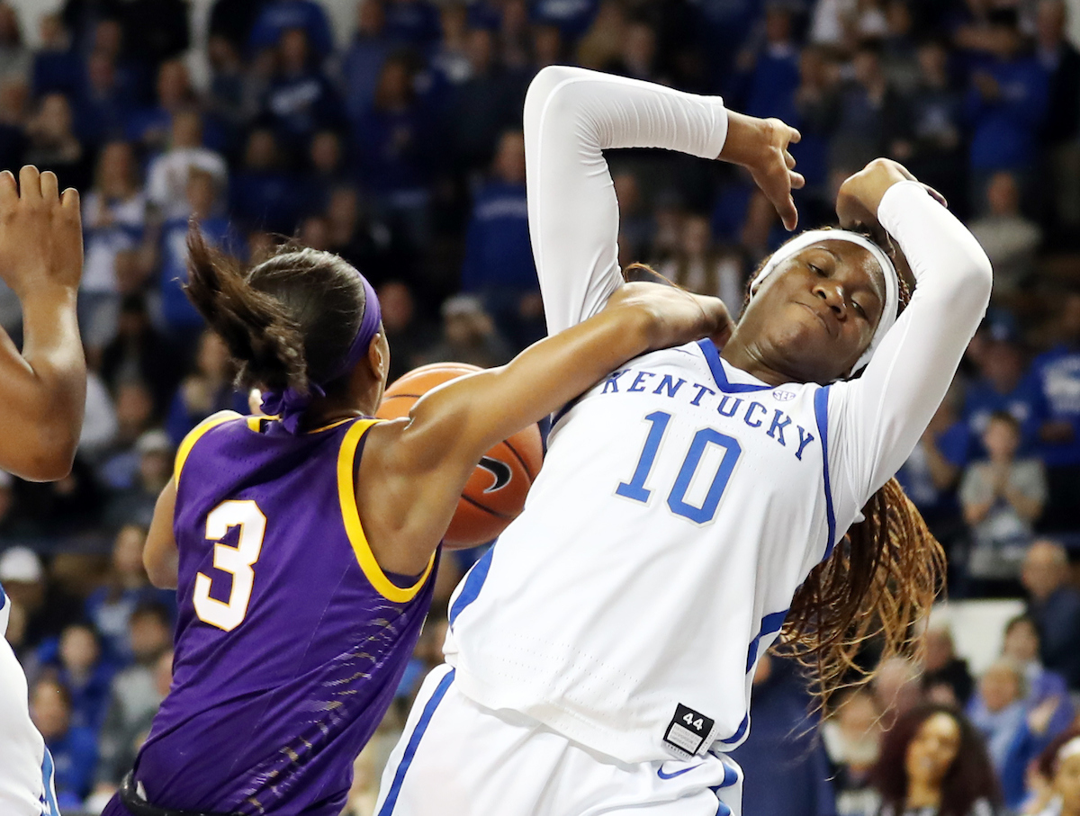 Rhyne Howard

The UK Women's Basketball team beat LSU on Senior Day on Sunday, February 24, 2019.

Photo by Britney Howard | UK Athletics
