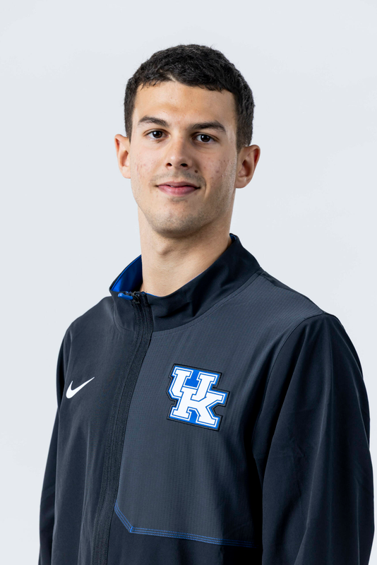 Darius Trenchea