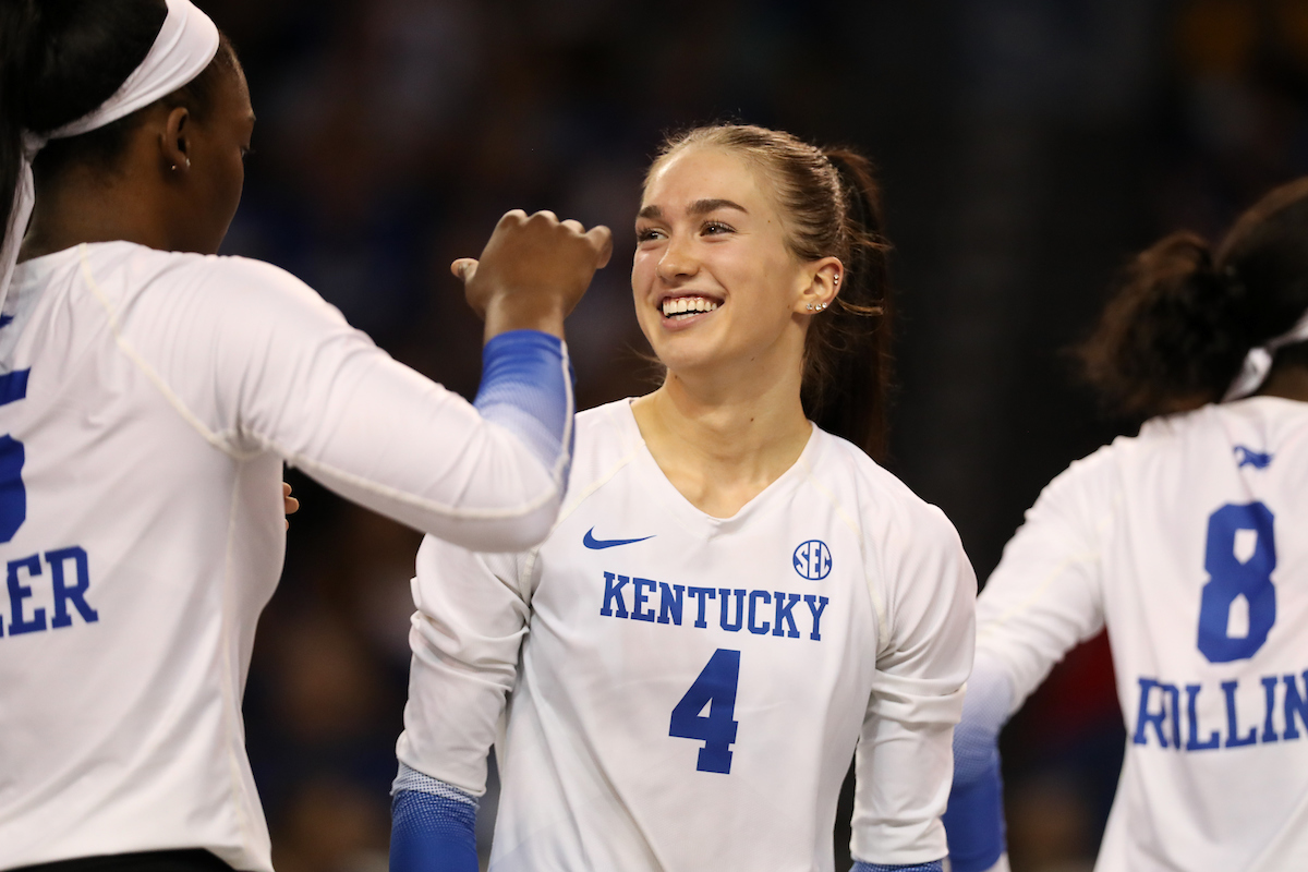 No. 14 Kentucky Rebounds With 3-0 Sweep Over Indiana State