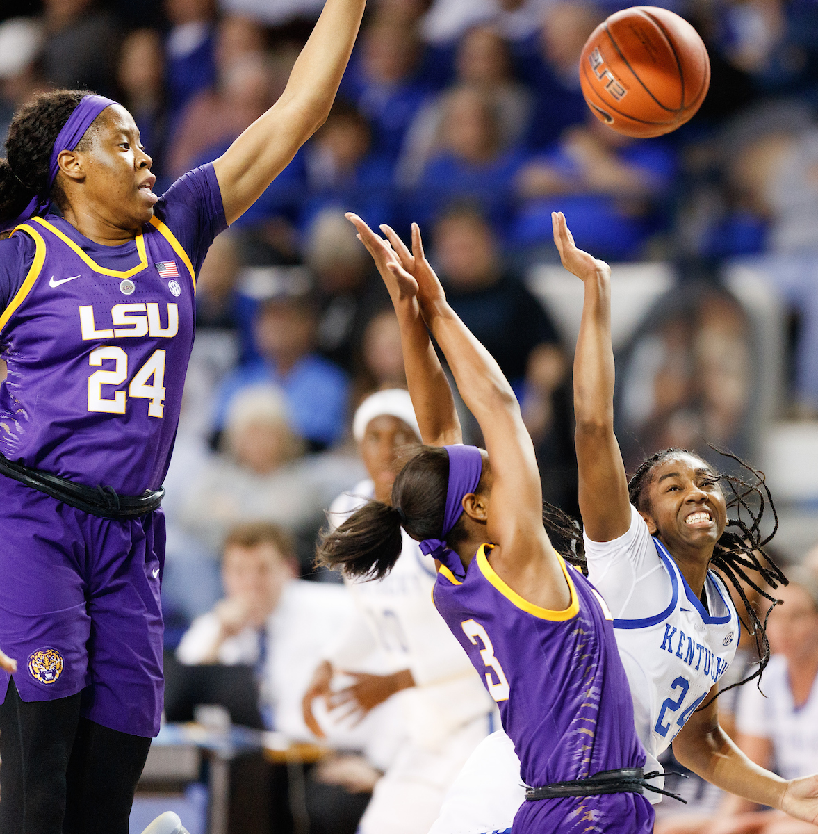 Taylor Murray.


The UK women?s basketball team beat LSU on senior day on Sunday, February 24, 2019.

Photo by Elliott Hess | UK Athletics
