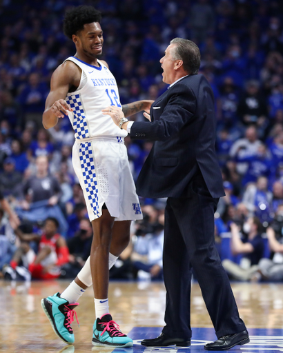 Keion Brooks Jr. John Calipari.

Kentucky beat Ole Miss 83-72.

Photo by Tommy Quarles | UK Athletics