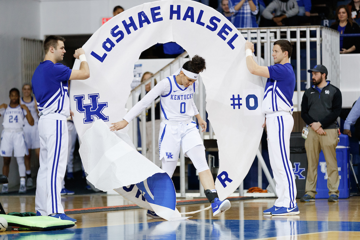 LaShae Halsel.


The UK women?s basketball team beat LSU on senior day on Sunday, February 24, 2019.

Photo by Elliott Hess | UK Athletics