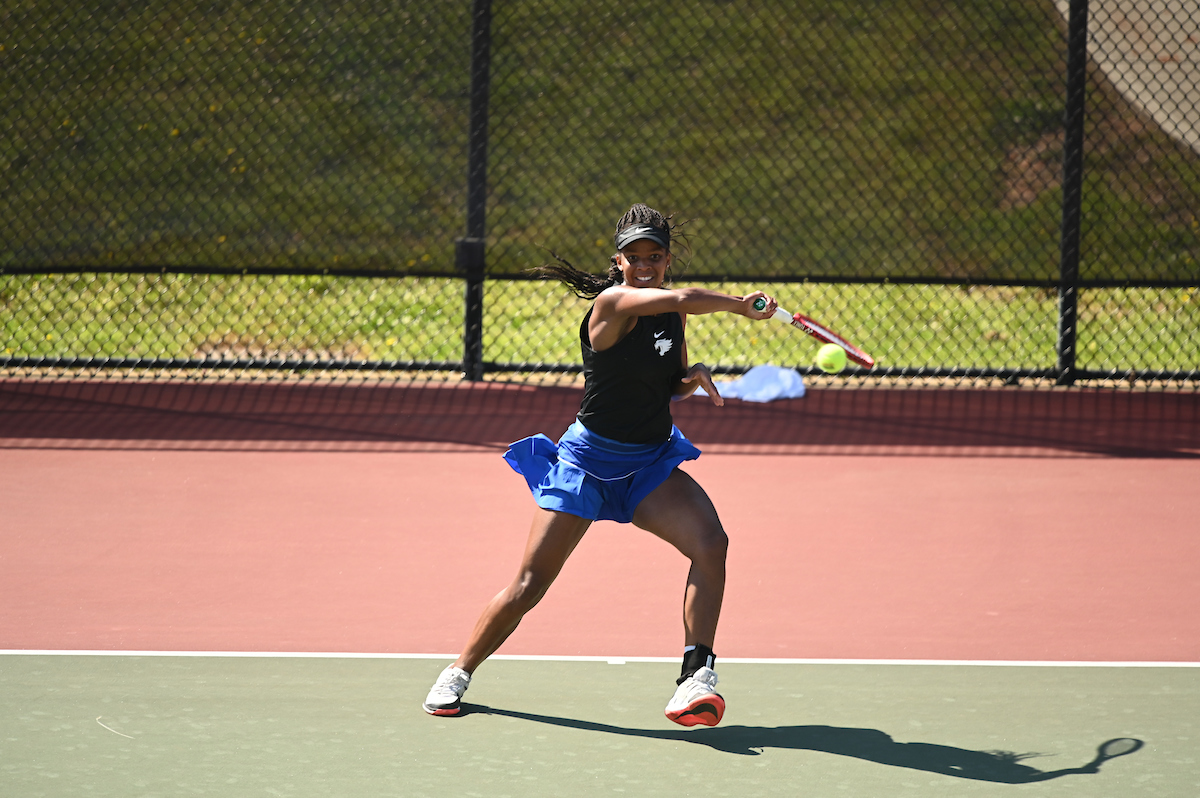 4/20/21 WTE SEC

Photo by David Gray

lesedi jacobs,