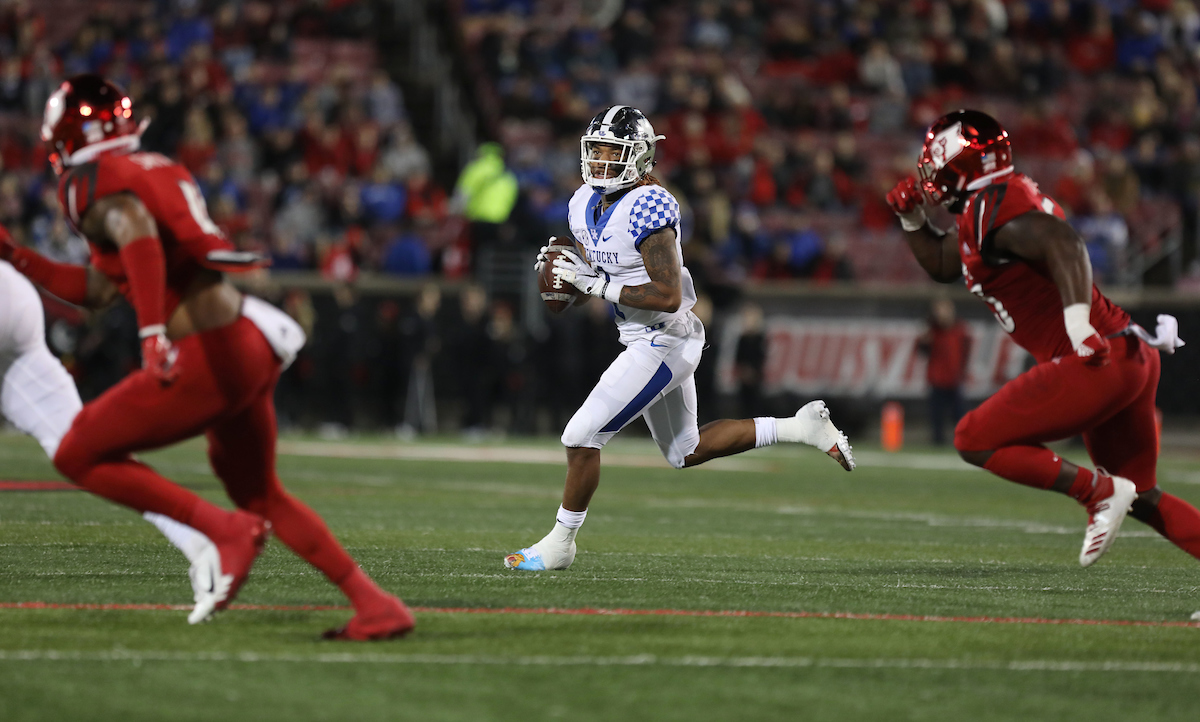 Lynn Bowden Jr.

Kentucky Football beats Louisville at Cardinal Stadium 56-10.

Photo By Robert Burge l UK Athletics