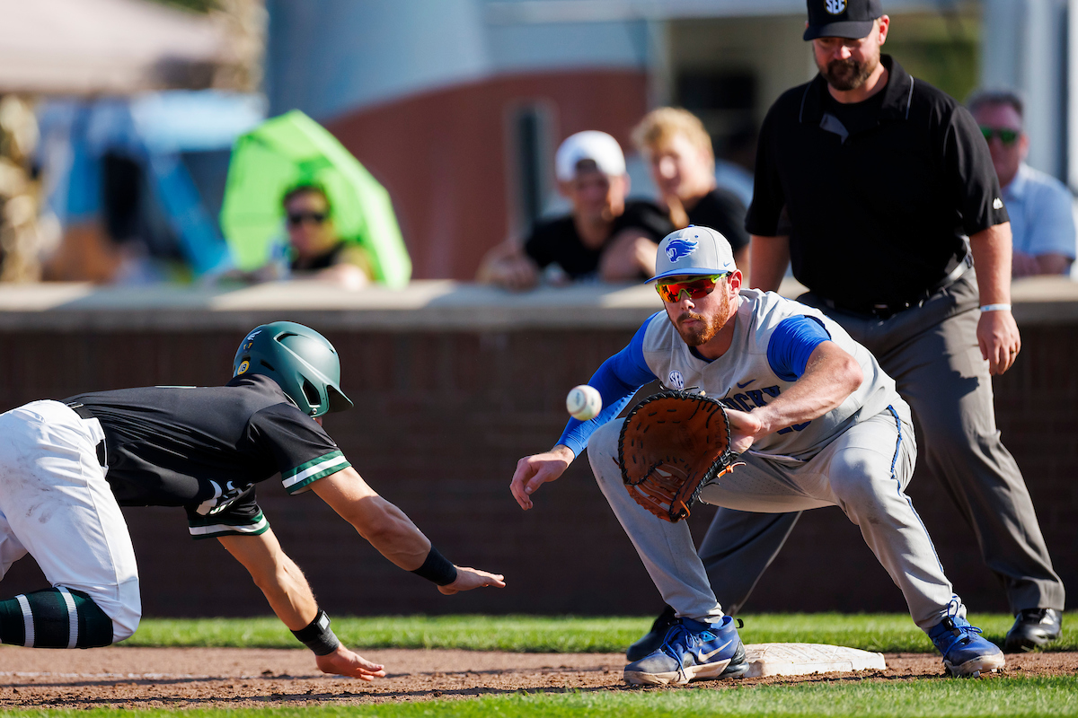 Kentucky-Wright State Fall Baseball Photo Gallery